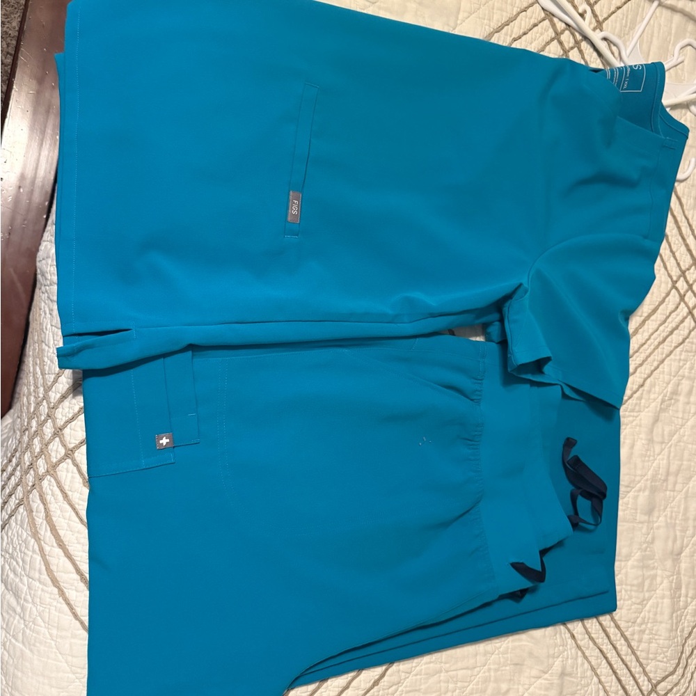 Teal Scrub Set